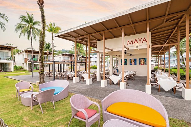 The Briza Beach Resort Khao Lak