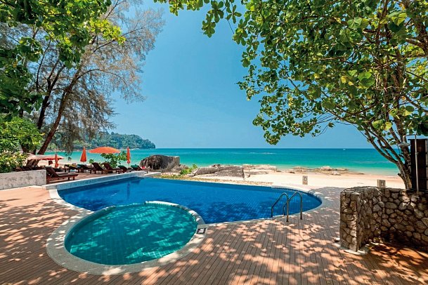 Khaolak Wanaburee Resort