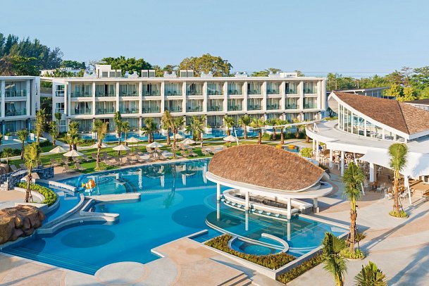 The Sands Khao Lak by Katathani