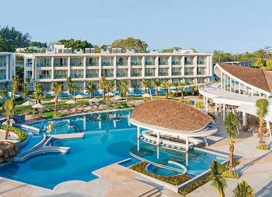 The Sands Khao Lak by Katathani