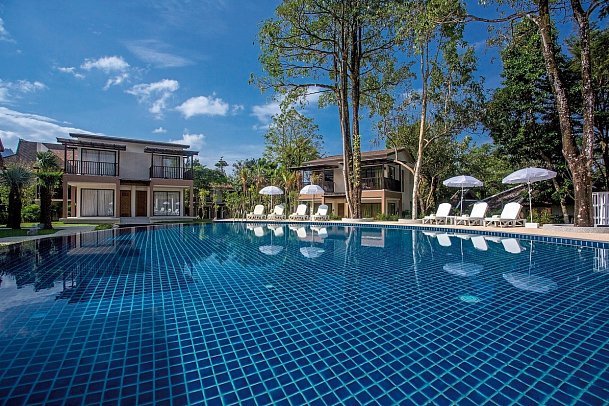 The Leaf on the Sands by Katathani