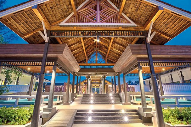 Outrigger Khao Lak Beach Resort