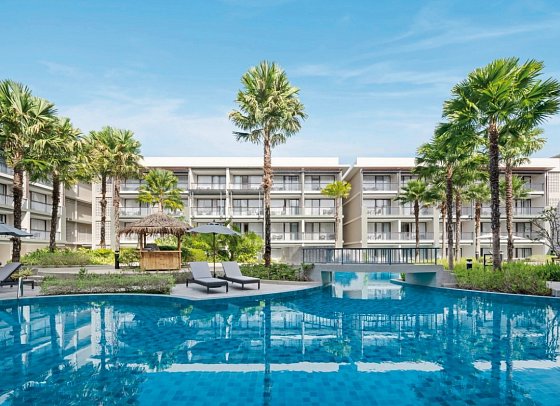 Le Méridien Khao Lak Resort & Spa
