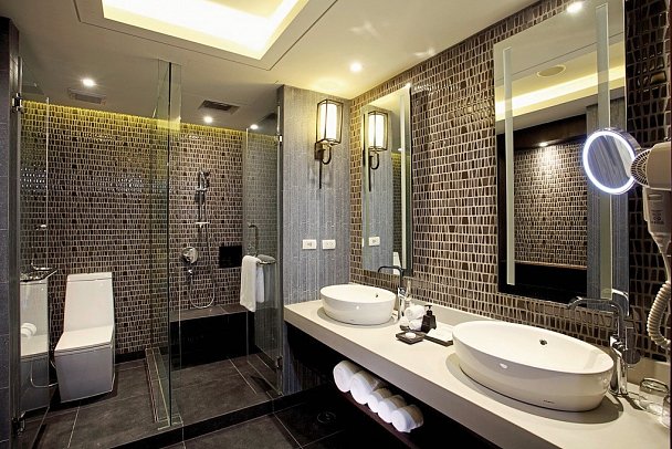 Graceland Khaolak Beach Resort - Wohnbeispiel Moken Suite Pool View (Zimmercodierung WBP)