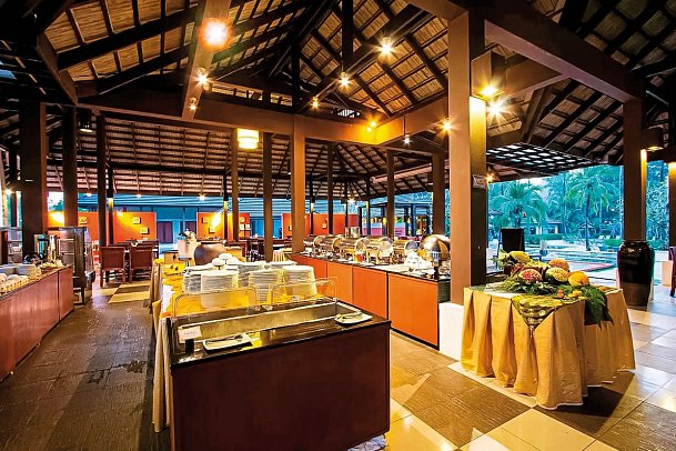 Palm Galleria Resort