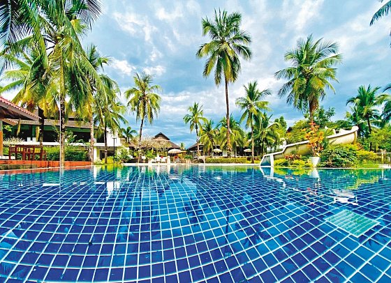Palm Galleria Resort