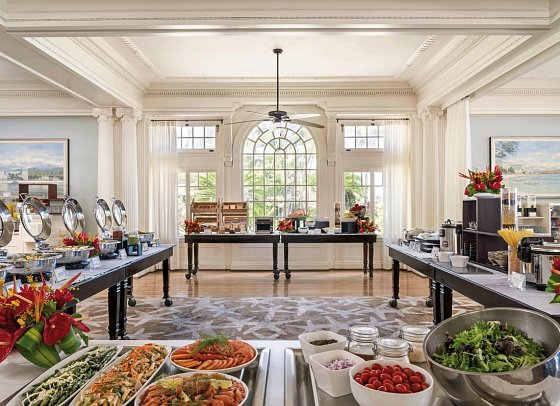 Moana Surfrider, A Westin Resort & Spa, Waikiki Beach