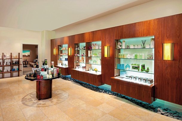 Moana Surfrider, A Westin Resort & Spa, Waikiki Beach