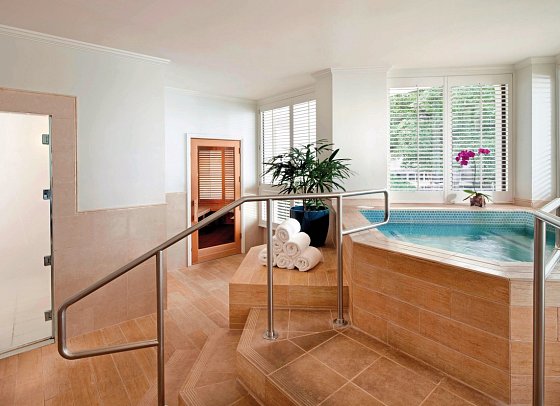 Moana Surfrider, A Westin Resort & Spa, Waikiki Beach