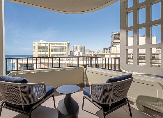 Moana Surfrider, A Westin Resort & Spa, Waikiki Beach - Wohnbeispiel Tower Partial Ocean View (Zimmercodierungen UBN, U1N, U2N & U3N)