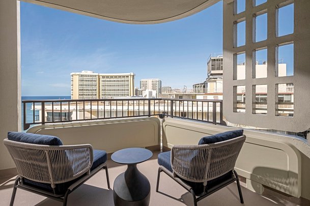 Moana Surfrider, A Westin Resort & Spa, Waikiki Beach - Wohnbeispiel Tower Partial Ocean View (Zimmercodierungen UBN, U1N, U2N & U3N)
