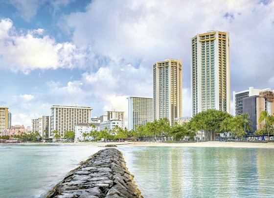Hyatt Regency Waikiki Beach Resort & Spa