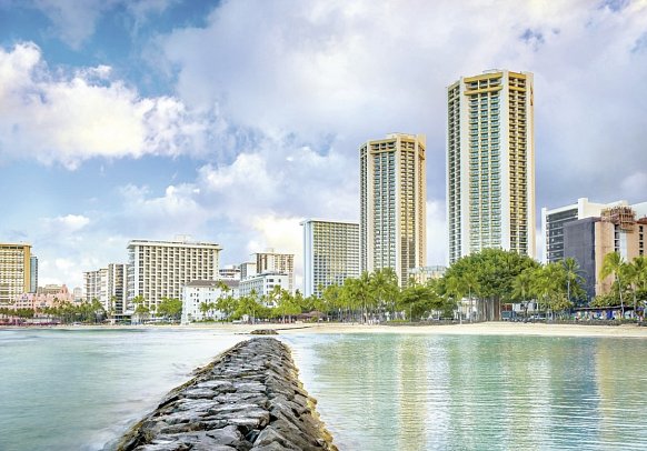 Hyatt Regency Waikiki Beach Resort & Spa