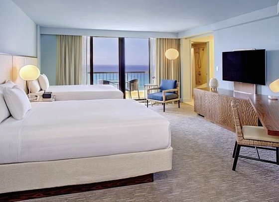 Hyatt Regency Waikiki Beach Resort & Spa - Wohnbeispiel Ocean Front 2 Queenbeds (Zimmercodierungen U4O & U5O)