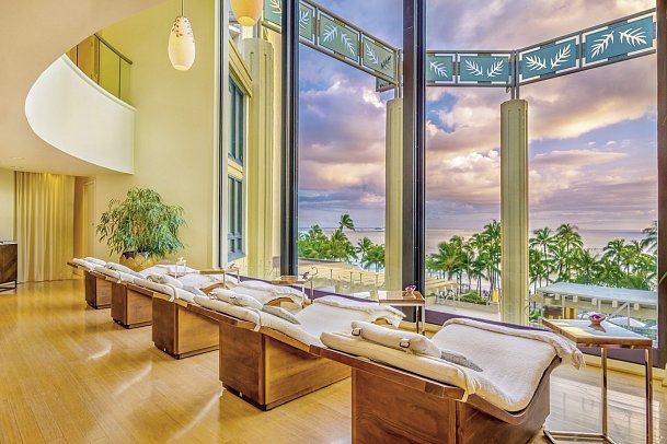 Hyatt Regency Waikiki Beach Resort & Spa