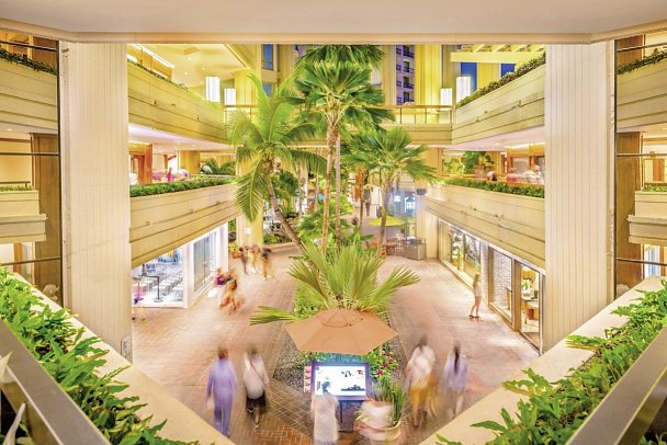 Hyatt Regency Waikiki Beach Resort & Spa