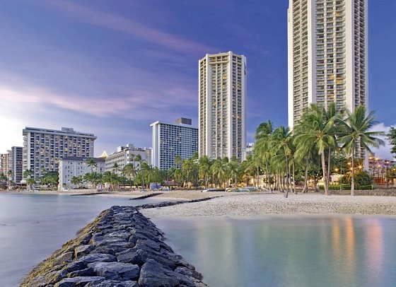 Hyatt Regency Waikiki Beach Resort & Spa