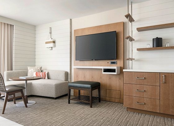 Waikiki Beach Marriott Resort & Spa - Wohnbeispiel Kealohilani Ocean View 1 King (Zimmercodierungen U4M, U5M, U6M, U8M, U9M, UM1, UM2, UM3, UM4 & UM5)
