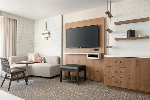 Waikiki Beach Marriott Resort & Spa - Wohnbeispiel Kealohilani Ocean View 1 King (Zimmercodierungen U4M, U5M, U6M, U8M, U9M, UM1, UM2, UM3, UM4 & UM5)