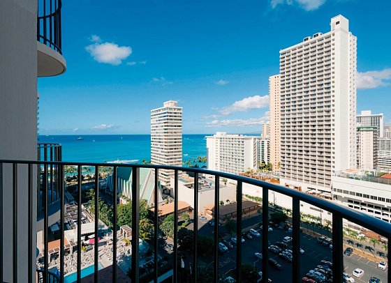 Waikiki Beach Marriott Resort & Spa - Beispiel Balkon Kealohilani Ocean View (Zimmercodierungen U4M, U5M, U6M, U8M, U9M, UM1, UM2, UM3, UM4 & UM5)
