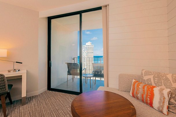 Waikiki Beach Marriott Resort & Spa - Wohnbeispiel Kealohilani Ocean View (Zimmercodierungen UM1, UM2, UM3, UM4, UM5, U4M, U5M, U6M, U8M & U9M)