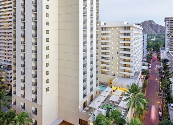 Hyatt Place Waikiki Beach