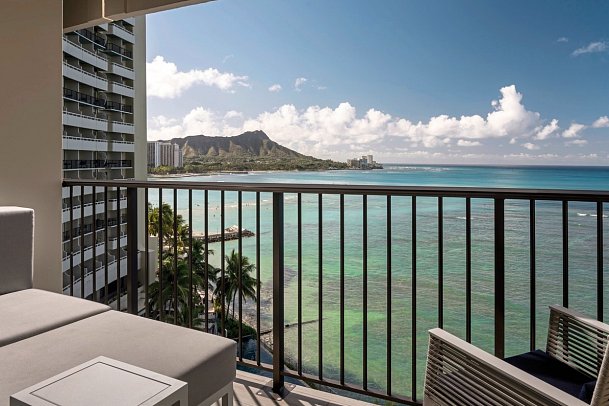 Sheraton Waikiki Beach Resort - Beispiel Balkon Ocean Front (Zimmercodierungen UBO, U1O, U2O & U3O)