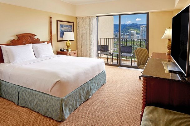Hilton Hawaiian Village Waikiki Beach Resort - Wohnbeispiel Resort View (Zimmercodierungen UB3, UP2, UB6 & UB8)
