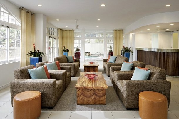 Coconut Waikiki Hotel - Lobby