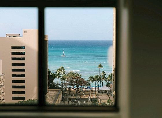 Vive Hotel Waikiki - Beispiel Ausblick Cosmopolitan Ocean View Queen (Zimmercodierung UBM)