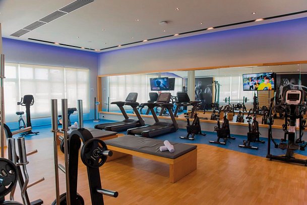 Gran Muthu Almirante Beach