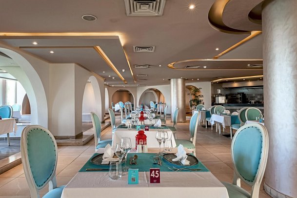 Seven Seas Jolie Bay