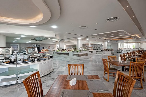 Seven Seas Jolie Bay