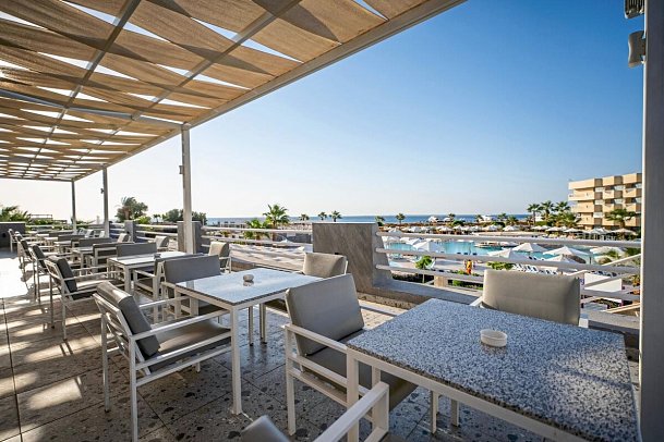 Seven Seas Jolie Bay