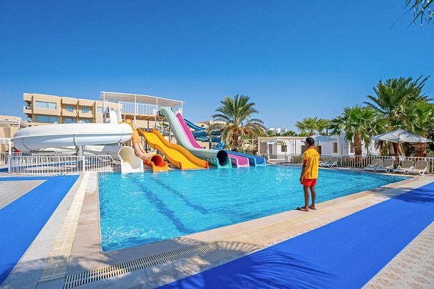 Seven Seas Jolie Bay