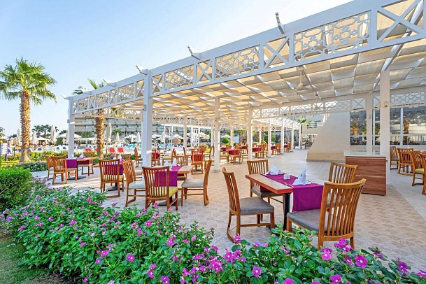 Seven Seas Jolie Bay