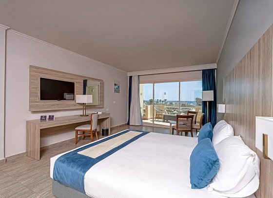 Seven Seas Jolie Bay - Wohnbeispiel Familienzimmer Meerblick (Zimmercodierungen F1M & FBM)