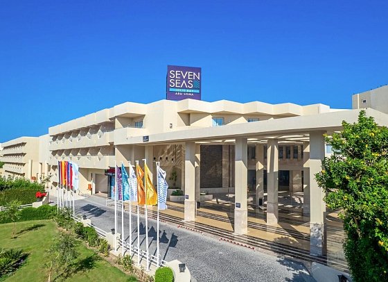 Seven Seas Jolie Bay