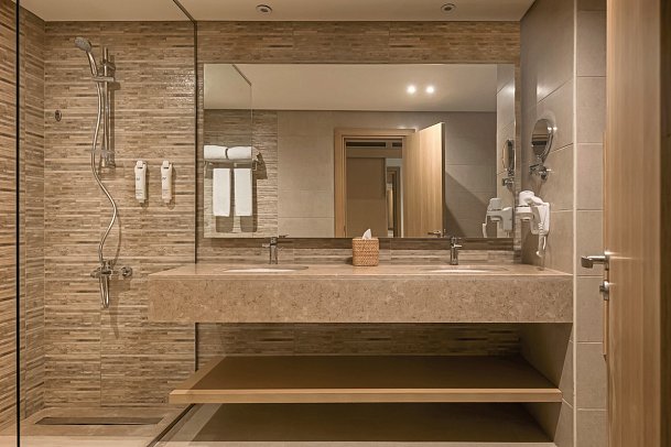 JAZ Elite Asteria - Beispiel Bad Doppelzimmer Superior (Zimmercodierungen DSG, DCG, DSP, DCP, DSM & DCM)