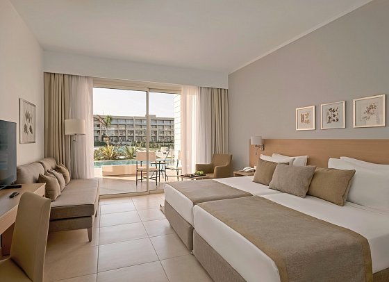 JAZ Elite Asteria - Wohnbeispiel Familienzimmer Deluxe Swim Up (Zimmercodierung FDQ)