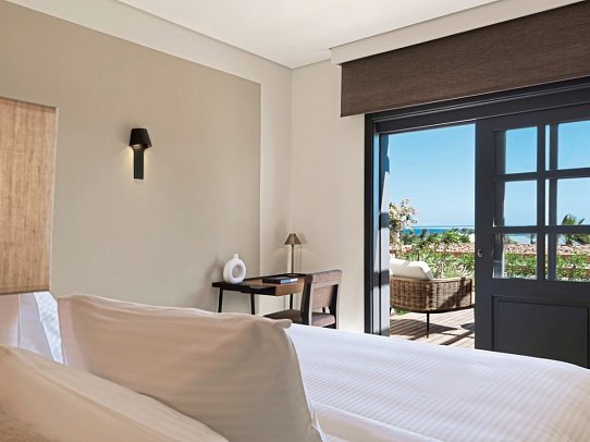 The Chedi El Gouna - Wohnbeispiel Doppelzimmer Superior Meerblick (Zimmercodierungen DSM & DCM)