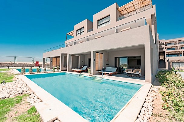 Sentido Naga Bay - Wohnbeispiel Juniorsuite Swim Up Sentido Fitness Beachfront Meerblick (Zimmercodierung J9M)