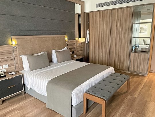Xanadu Makadi Bay - Wohnbeispiel Juniorsuite Poolblick (Zimmercodierungen J1P & JBP)