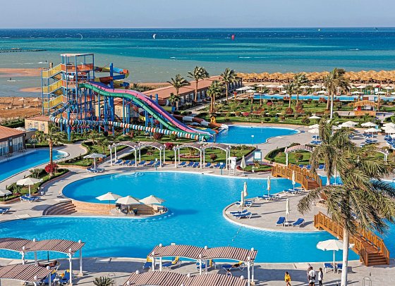 SUNRISE Alora Aqua Park Resort