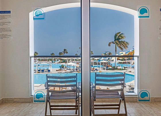 SUNRISE Alora Aqua Park Resort - Beispiel Balkon Doppelzimmer Deluxe Meerblick (Zimmercodierungen DDM & DCM)