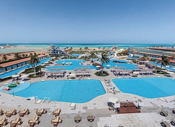 SUNRISE Alora Aqua Park Resort