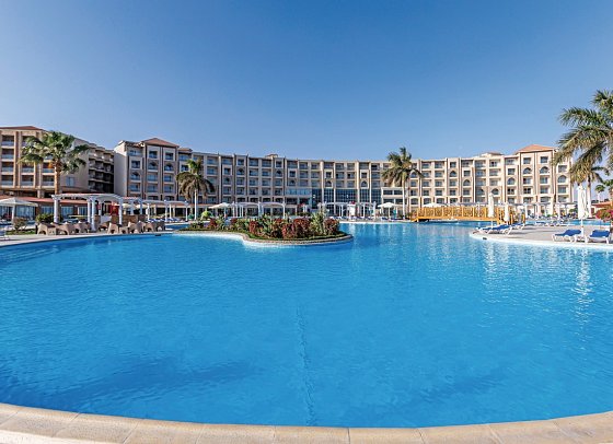 SUNRISE Alora Aqua Park Resort