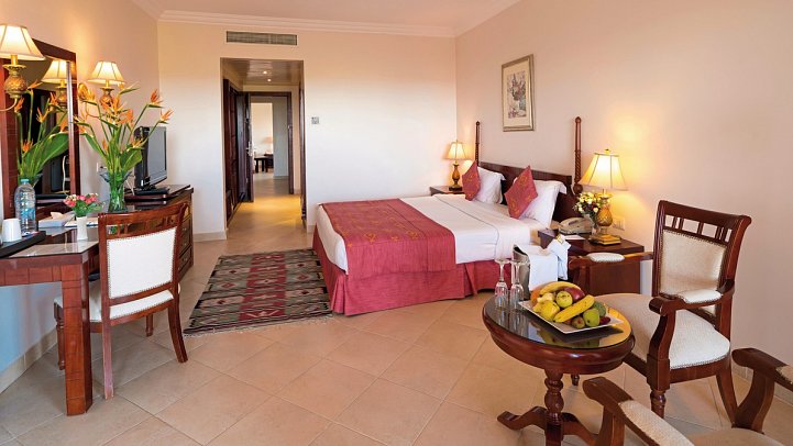 Sentido Caribbean World Soma Bay - Beispiel Terrasse Doppelzimmer Swim Up Gartenblick (Zimmercodierung D1Q)