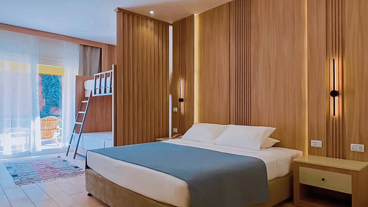 Sentido Caribbean World Soma Bay - Beispiel Terrasse Doppelzimmer Swim Up Gartenblick (Zimmercodierung D1Q)