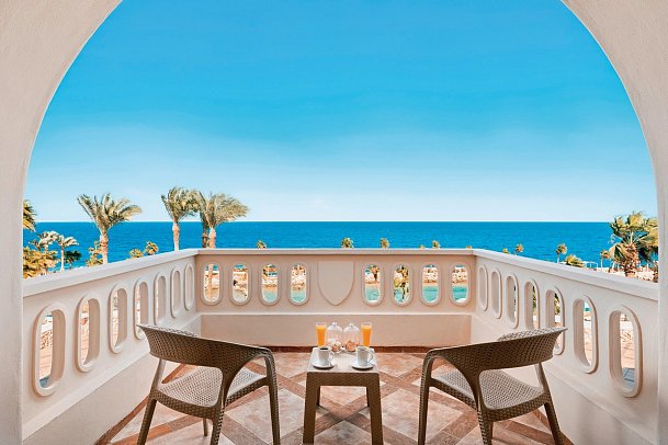 Pickalbatros Citadel Resort - Wohnbeispiel Familienzimmer Meerblick (Zimmercodierung F1M)